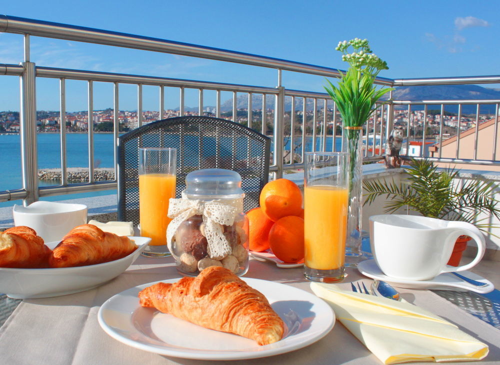 Hotel Sunset Split Podstrana Esterno foto